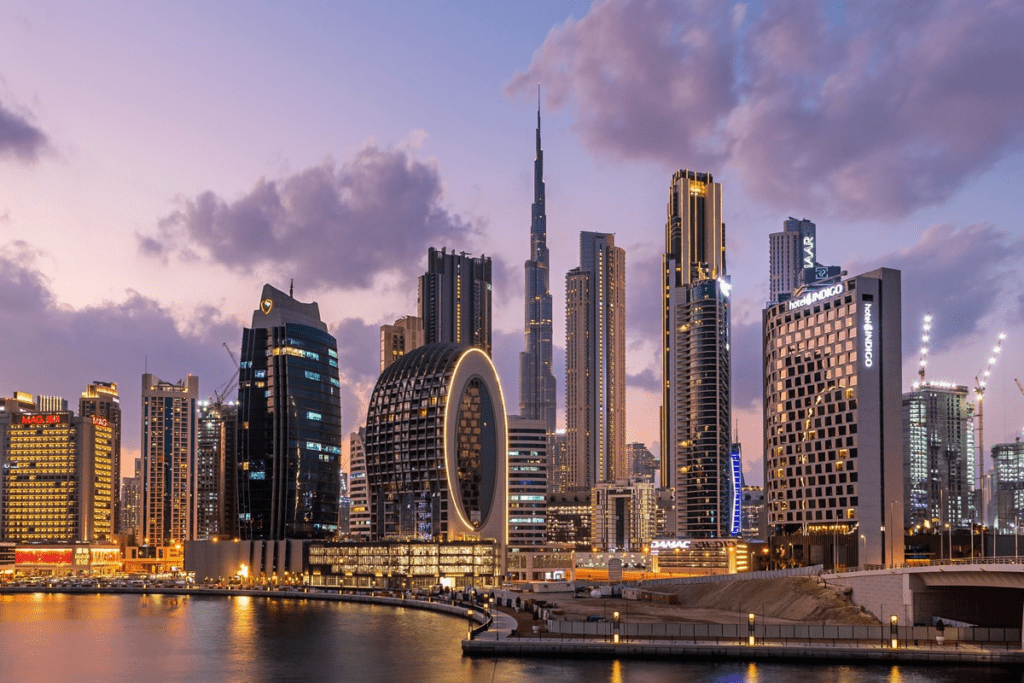 Invest in dubai real estate with smartcrowd